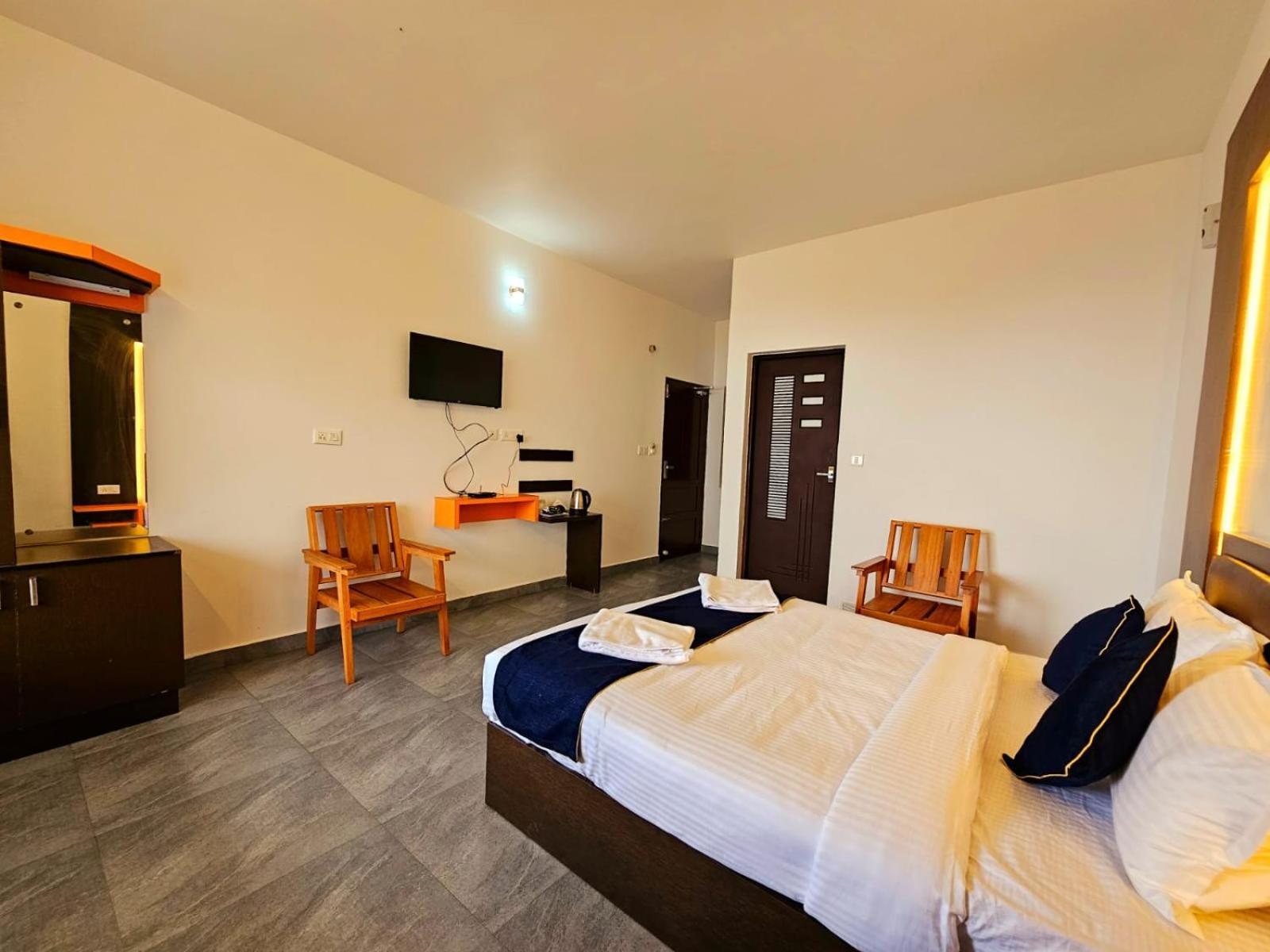 Rock And Mist Munnar Bed & Breakfast Devikolam Exterior photo