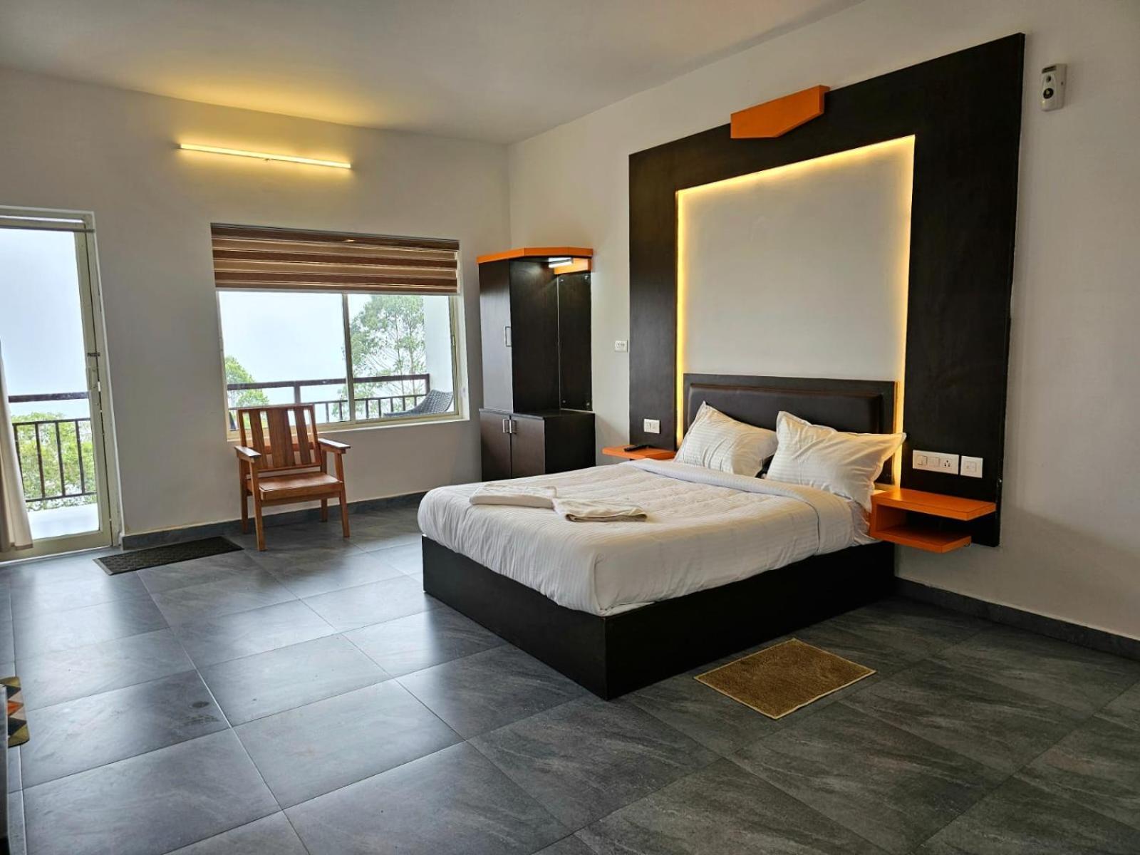 Rock And Mist Munnar Bed & Breakfast Devikolam Exterior photo